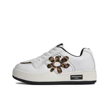 ARTICLE NO. Low Top Skateboard Shoes Unisex Leopard Print With White Accents