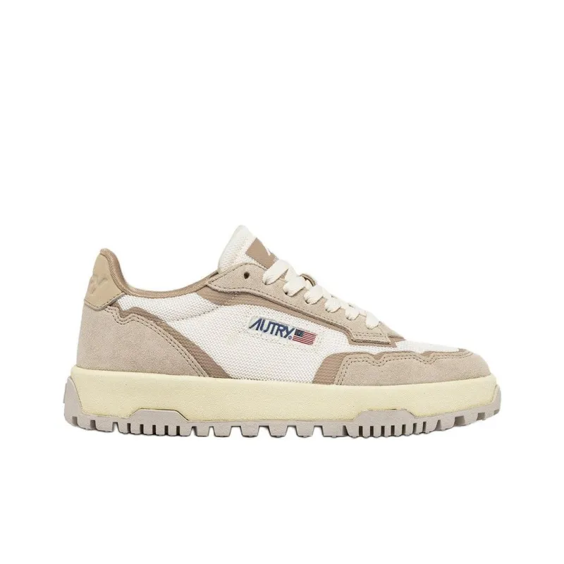AUTRY WILDPACE Slip Resistant Low Top Skateboard Shoes Women's Ecru-2