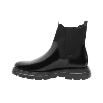 Stuart Weitzman/SW Arden Short Chelsea Boots Men's Black
