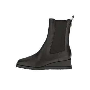 Ferragamo Chelsea Boots Women's Black