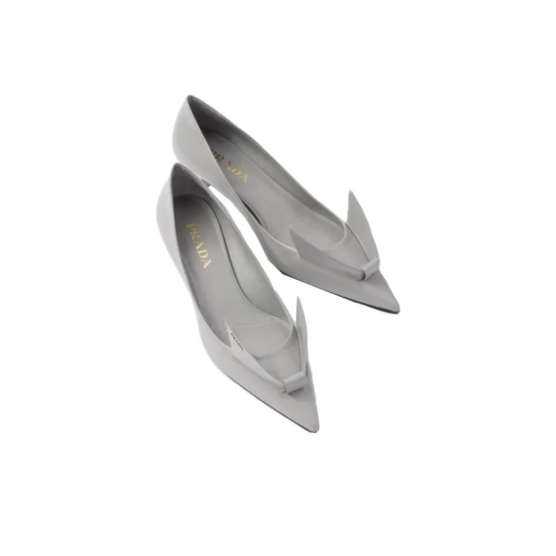PRADA 25mm Floral-appliqué Leather Pumps-3