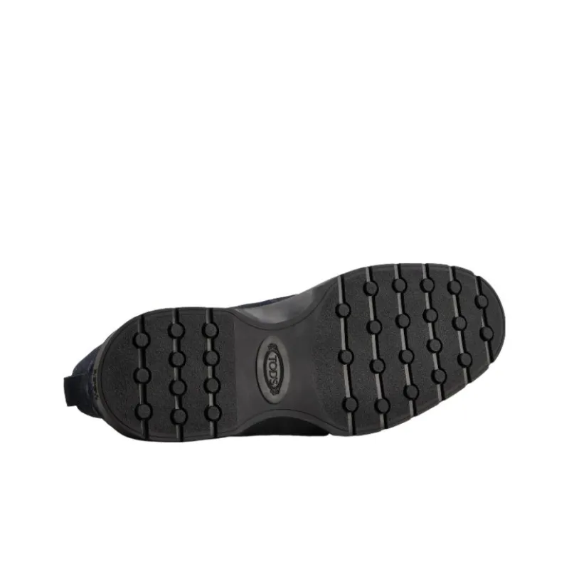 TOD'S Tronchetto Round Toe Boots-4