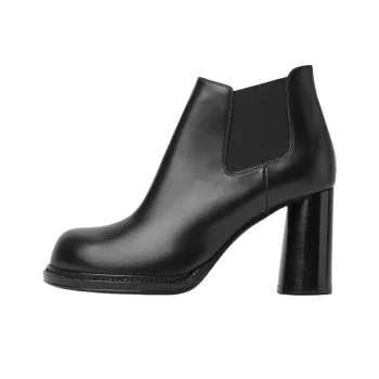 Bottega Veneta Cliff Chelsea Ankle Boots Women's