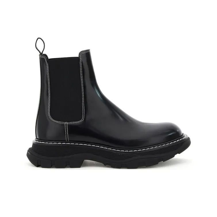 Alexander McQueen Tread Chelsea Boots 'Black'-1