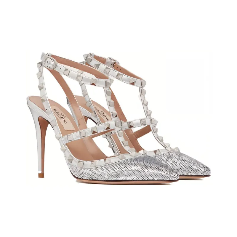 Valentino Garavani Rockstud Embellished Ankle Strapped Pumps-2