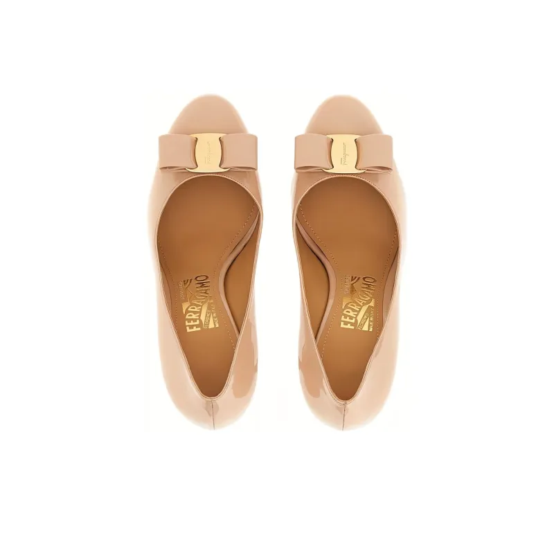 FERRAGAMO Vara Slim Heel High Heels Women's Nude-3