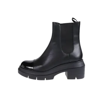 stuart weitzman Chelsea Ankle Boots