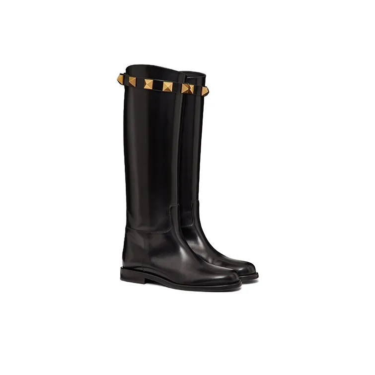 Valentino Garavani Roman Stud Round Toe Boots-2