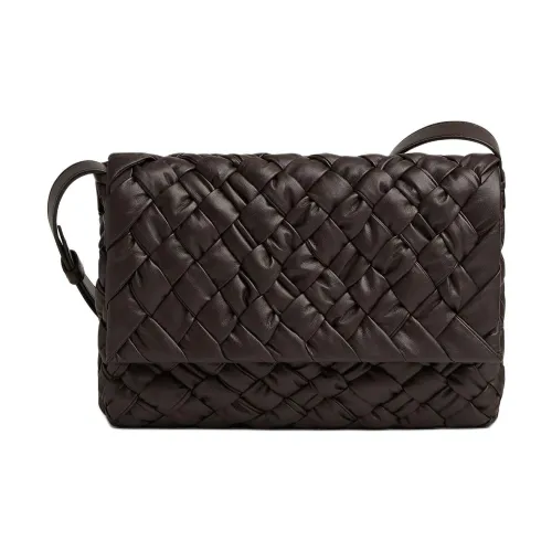 Bottega Veneta Intrecciato Calfskin Messenger Bag, Crossbody Bag, Shoulder Bag Men's Gummy