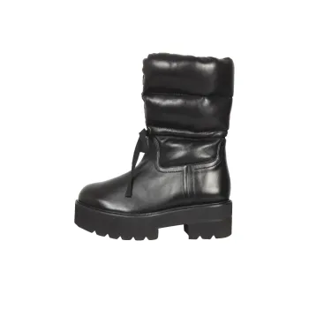 Stuart Weitzman Tyler Padded Boots