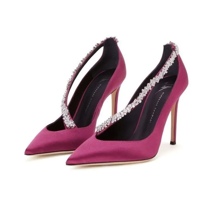 Giuseppe Zanotti Filipa Crystal Embellished Pumps-3