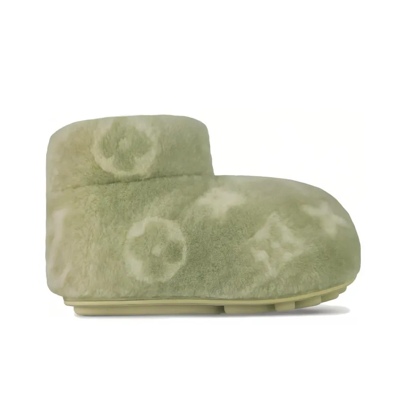 LOUIS VUITTON LV Footprint Low Boot Green-1