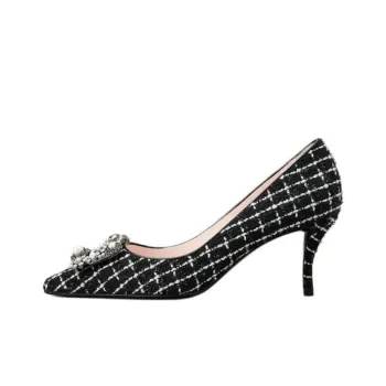 Roger Vivier Flower Strass Pearl Pumps