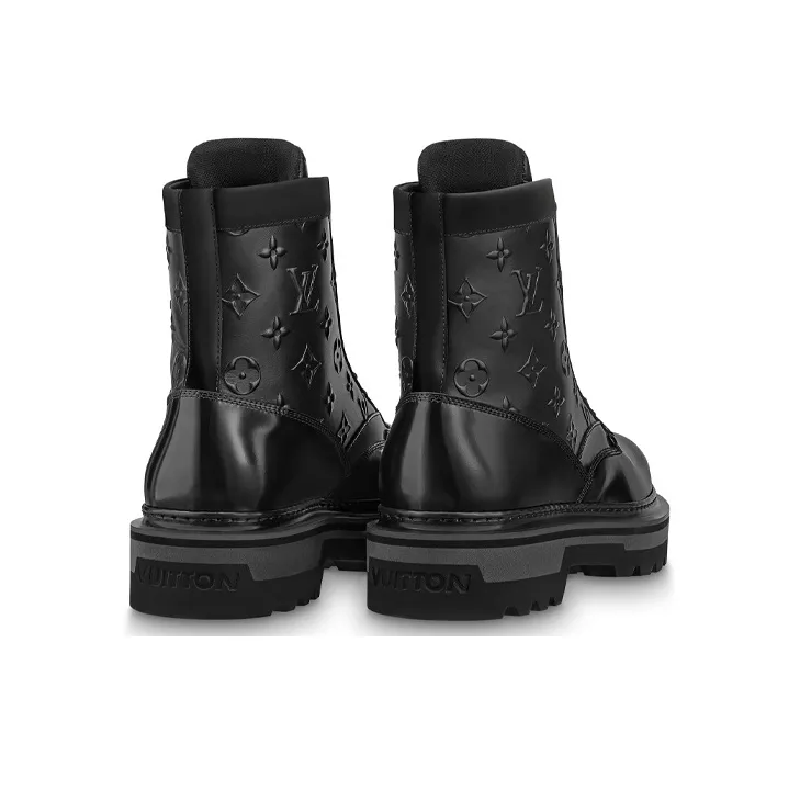 LOUIS VUITTON Ranger Ankle Boots Men's Black-3