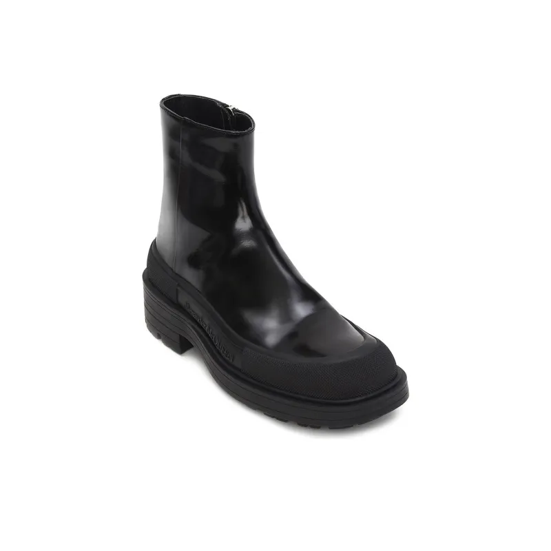 Alexander McQueen Tread Ankle Boots Black-2