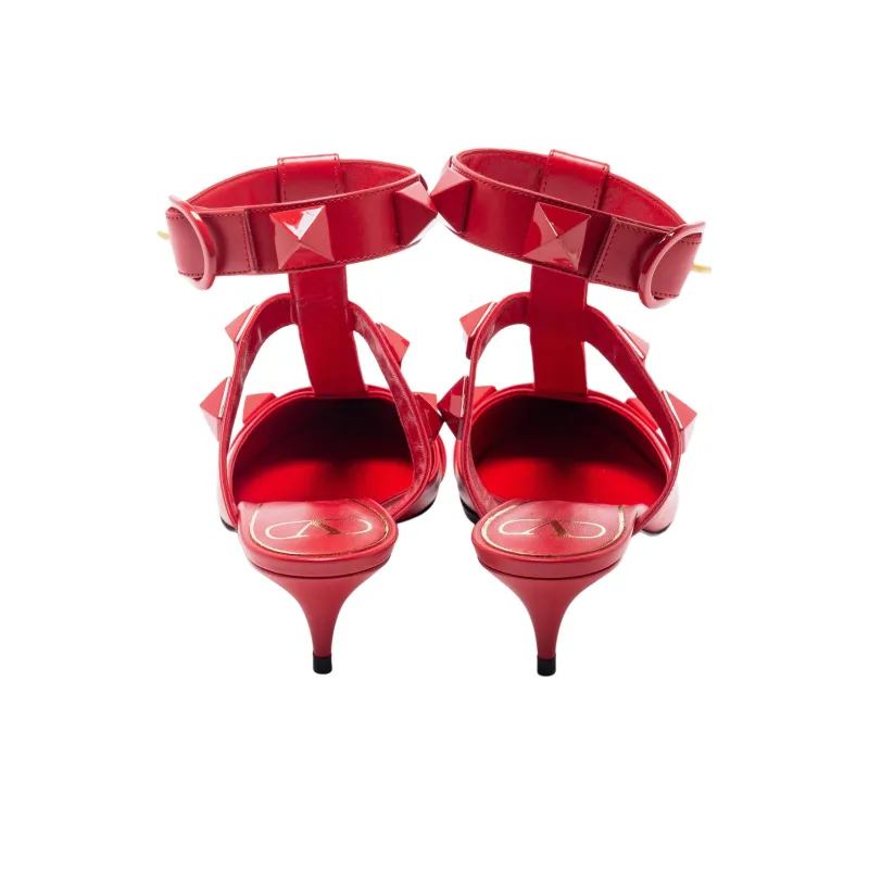 Valentino Garavani Rockstud Pointed-Toe Pumps-3