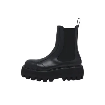 Alexander McQueen Sofa Chelsea Boots