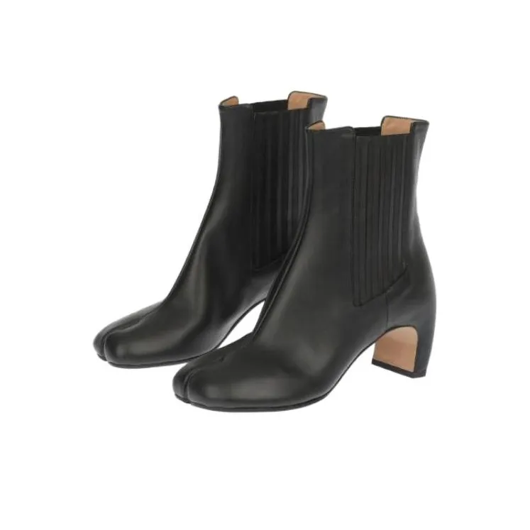Maison Margiela Tabi Short Ankle Boots 3cm Women's Black-1