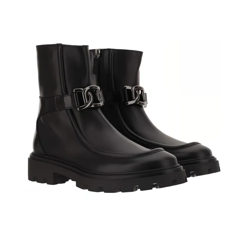 TOD'S Round Toe Side Zipped Ankle Boots Women's-3