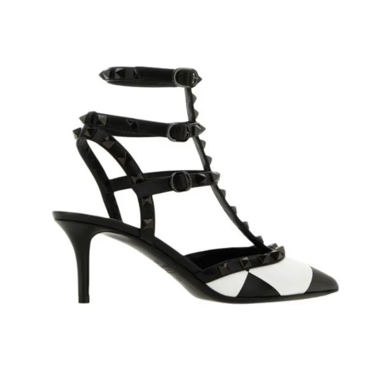 Valentino Garavani Rockstud Embellished Pointed-Heeled Pumps-3