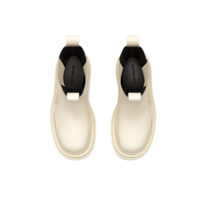 Bottega Veneta Tire Chelsea Crew Chelsea Boots Women's Beige-3