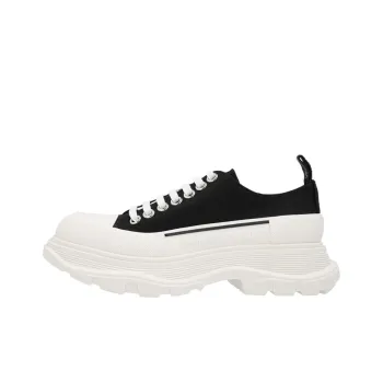 Alexander McQueen Tread Slick Low Lace Up 'Black White' FW21 Women's