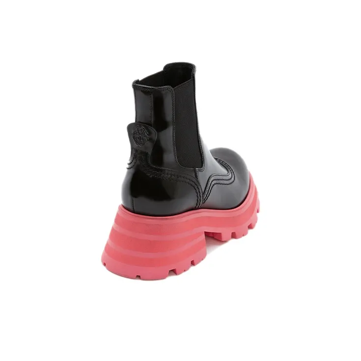 Alexander McQueen Wander Chelsea Boots Black Pink Women's-3