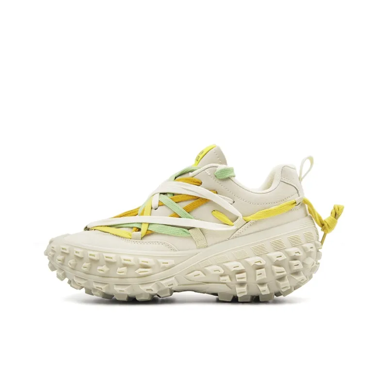 Hong Kong Meng Chunky Sneakers Unisex Low Top Beige-1