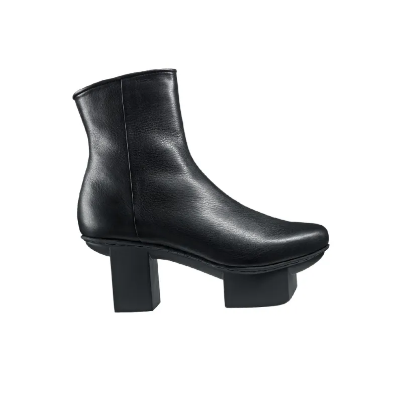 Trippen Spike Ankle Boots Women's Black-2