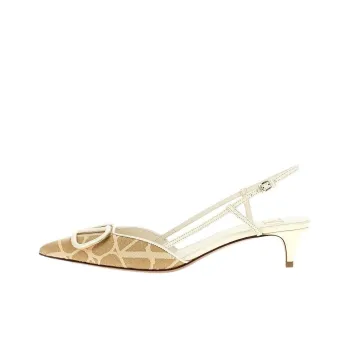 Valentino VLogo Plaque Slingback Pumps