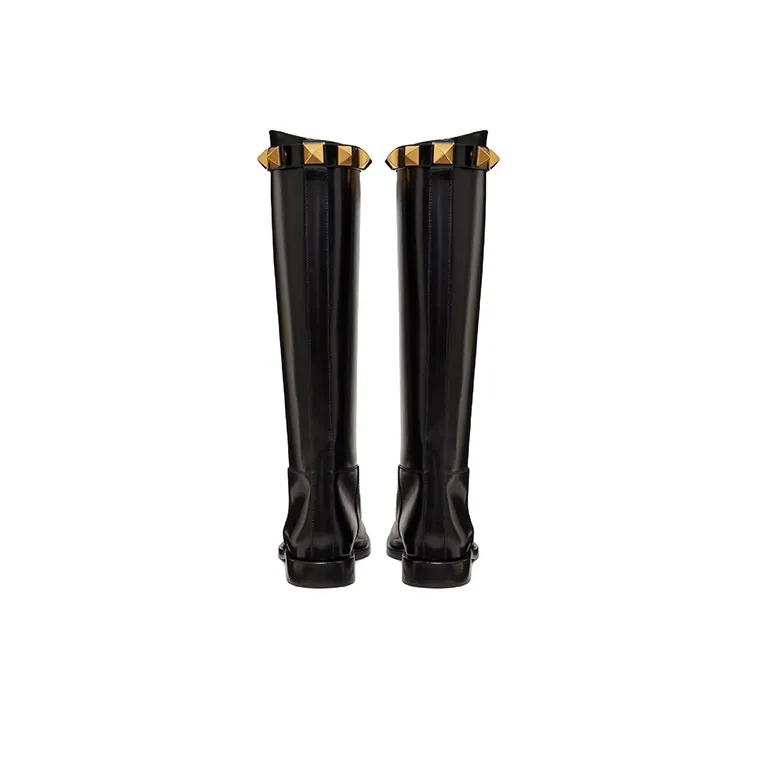 Valentino Garavani Roman Stud Round Toe Boots-4