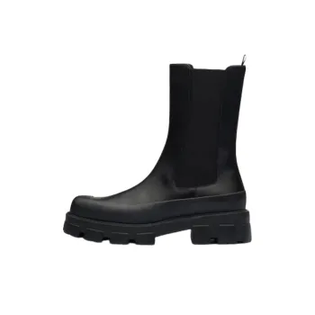 PRADA Crew Chelsea Boots Men's Black