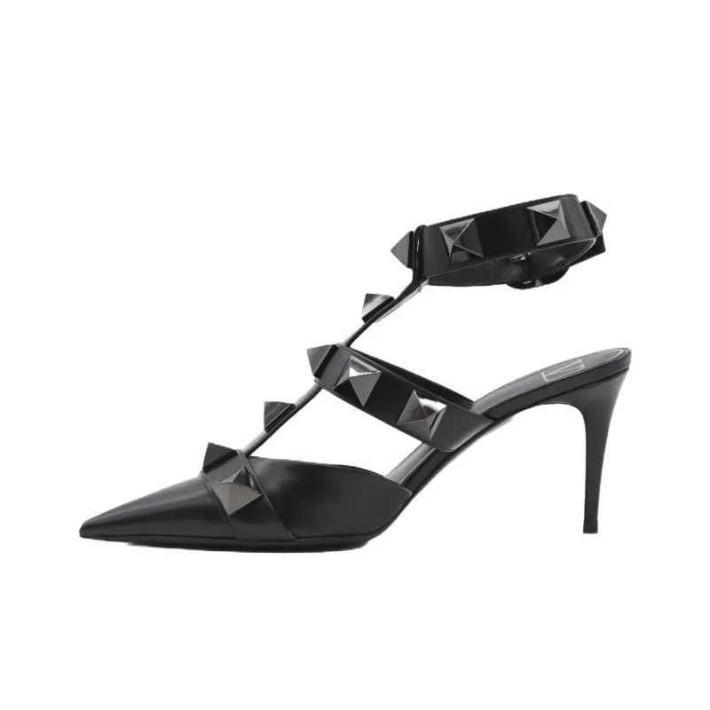 Valentino Garavani Rockstud Pointed-Toe Pumps-0