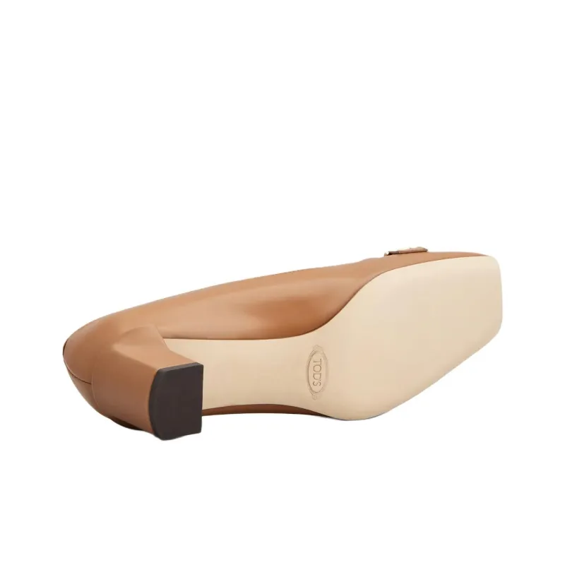 TOD'S Logo Engraved Pumps-4