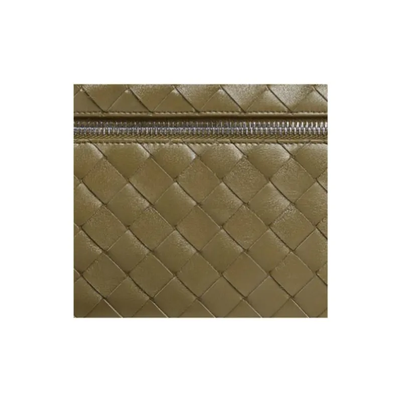 Bottega Veneta Intrecciato Calfskin Clutch Small Size Men's Algae-4