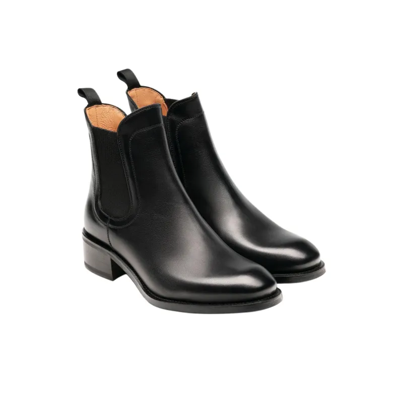 Magnanni Delana Short Chelsea Boots 3.8cm Women's Black-2