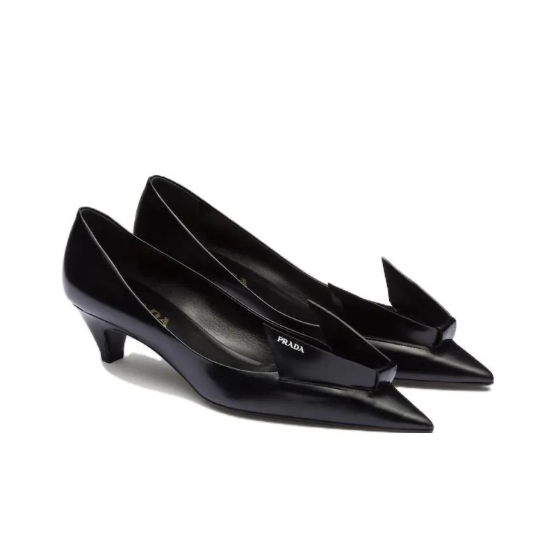 PRADA 45mm Decorative-plaque Leather Pumps-2