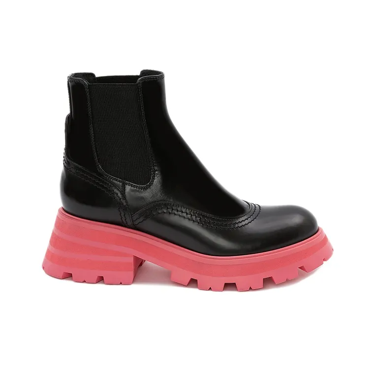 Alexander McQueen Wander Chelsea Boots Black Pink Women's-1