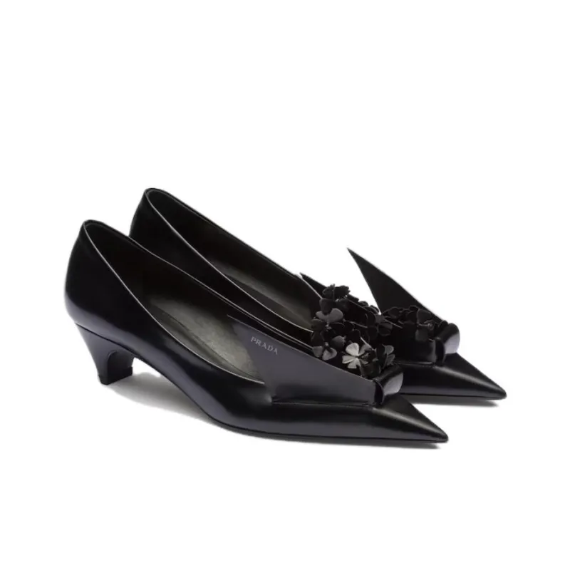 PRADA 45mm Floral-appliqué Leather Pumps-2