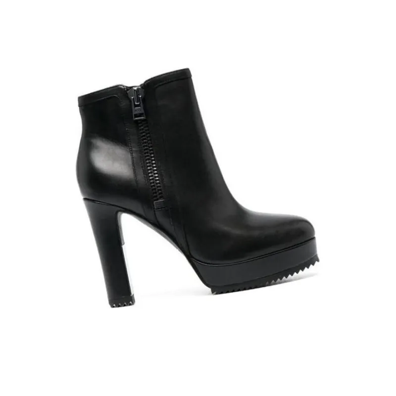 DKNY Liana 115mm Platform Boots-4