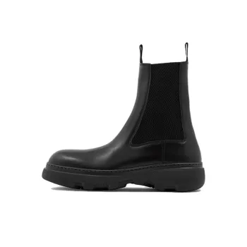 Burberry Short Chelsea Boots Men's Black