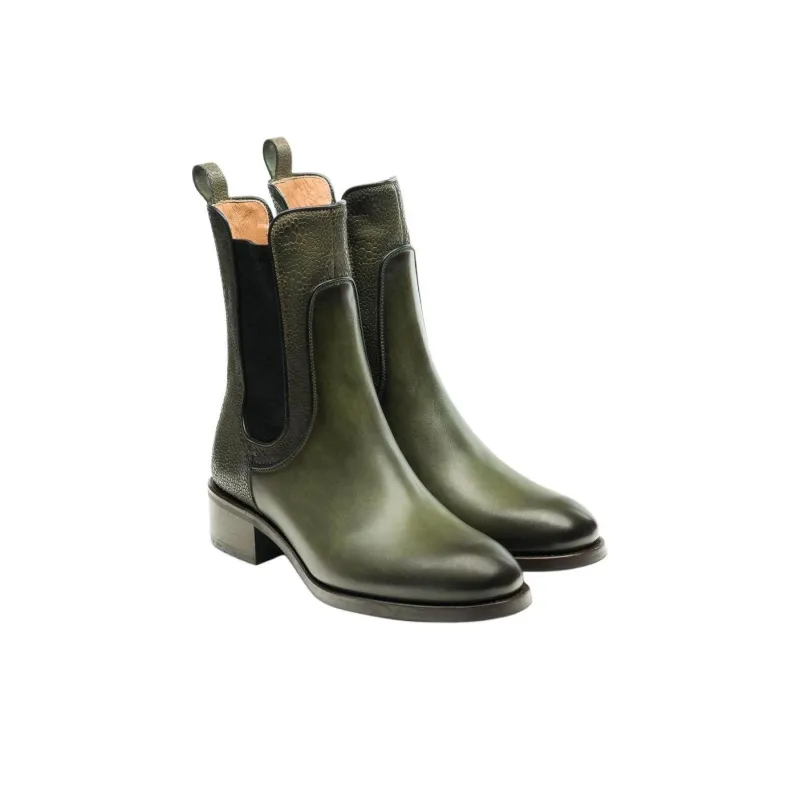 Magnanni Daniela Short Chelsea Boots Women's Green-2
