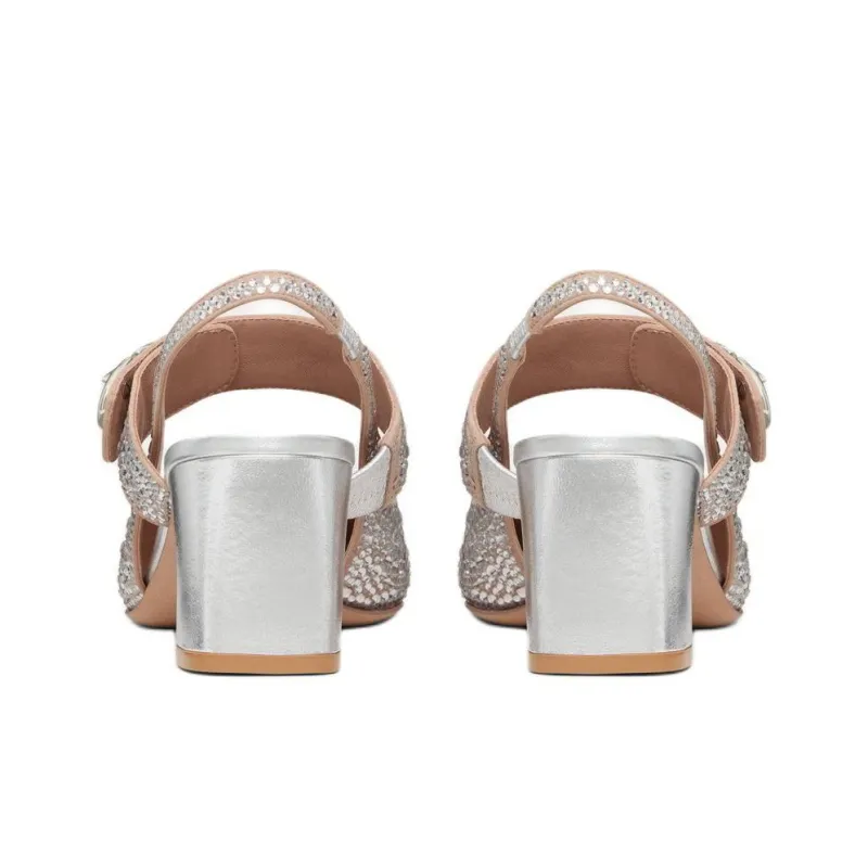 Valentino VLogo Signature Embellished Pumps-4