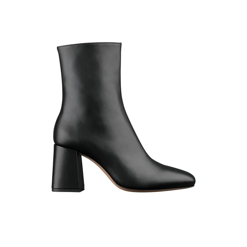 A.P.C Dorothee Ankle Boots Women's Black-1