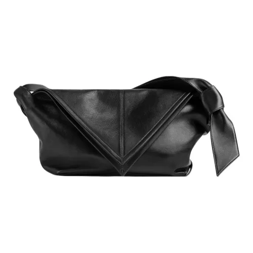 Bottega Veneta Calfskin Crossbody Bag, Shoulder Bag Small Size Men's Black