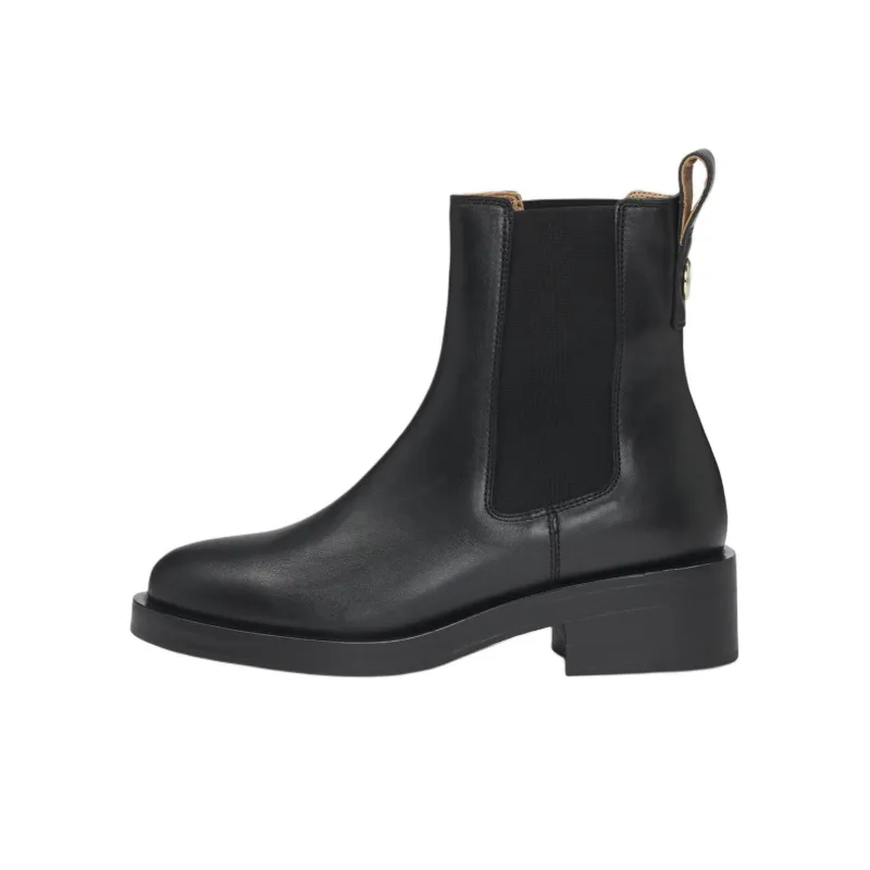 HUGO BOSS Short Chelsea Boots Women's Black-0