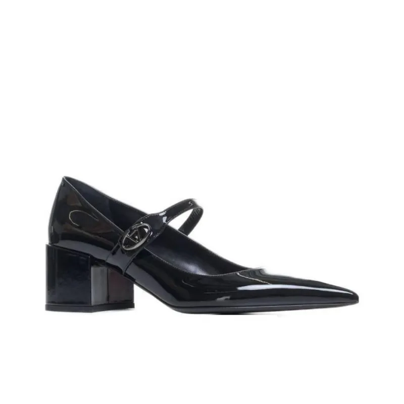 Valentino Logo Plaque Pointed Toe Pumps-2