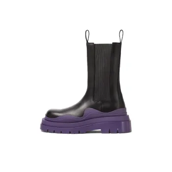 Bottega Veneta BV Tire Crew Chelsea Boots Women's Black Purple