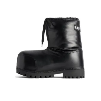 Balenciaga Logo appliqué Padded Leather Boots