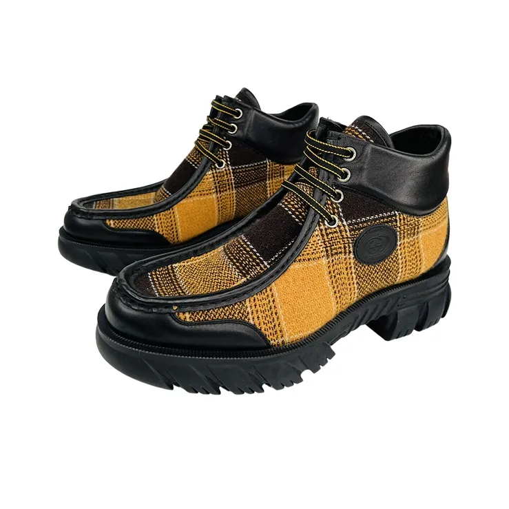 GUCCI Wear-Resistant Short Outdoor Boots Men's Black Yellow-3